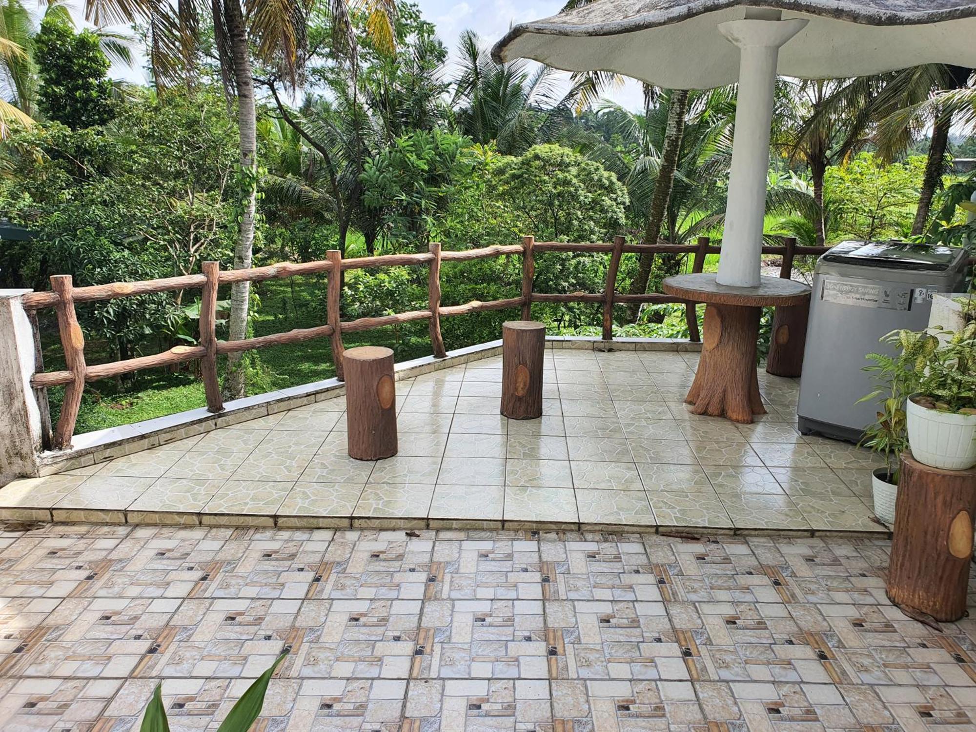 Greenheart Villa- Floor, Specious 3br-1br Ac - Hot W, Peace In Greenary & Fresh Air -travel Awards 2025 * Maharagama